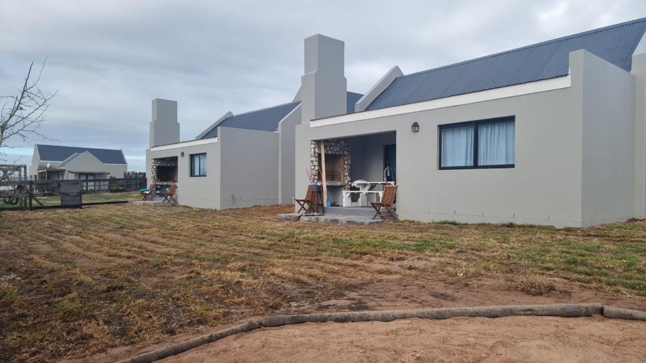 Rustic Hill Apartment Langebaan Bagian luar foto